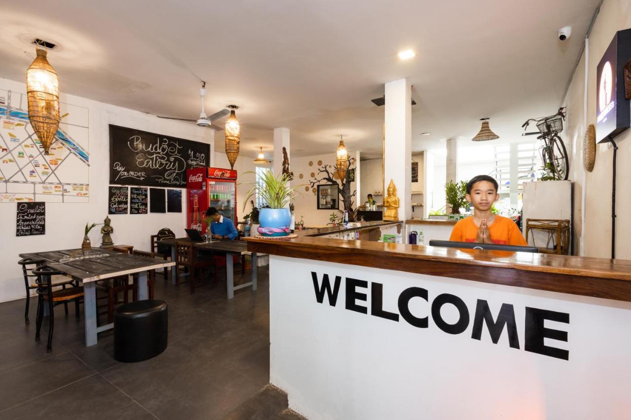 World Walkers, Siem Reap Apartman Kültér fotó