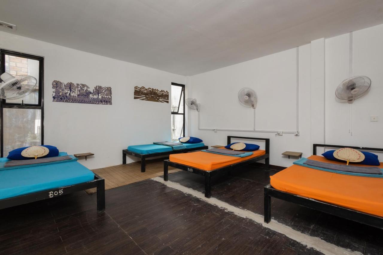 World Walkers, Siem Reap Apartman Kültér fotó